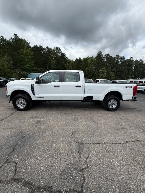 2026 Ford F-250 XL 4x4 Crew Cab 8' Box's photo