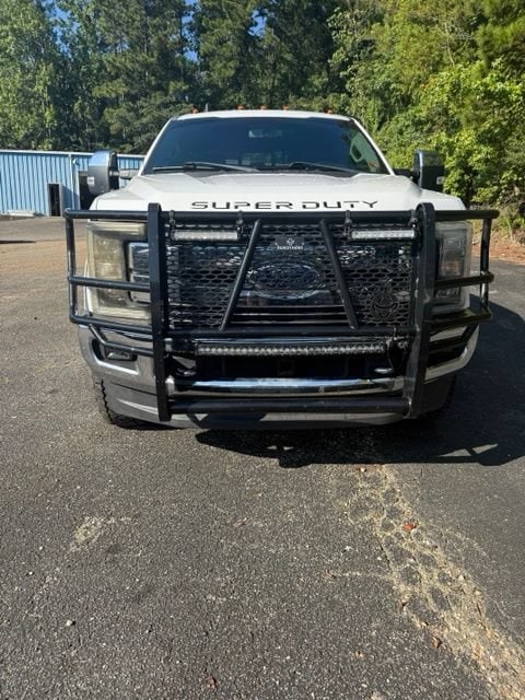 2019 Ford F-350 Truck Crew Cab 