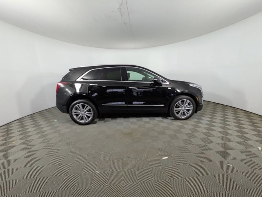 Certified 2025 CADILLAC XT5 Premium Luxury SUV