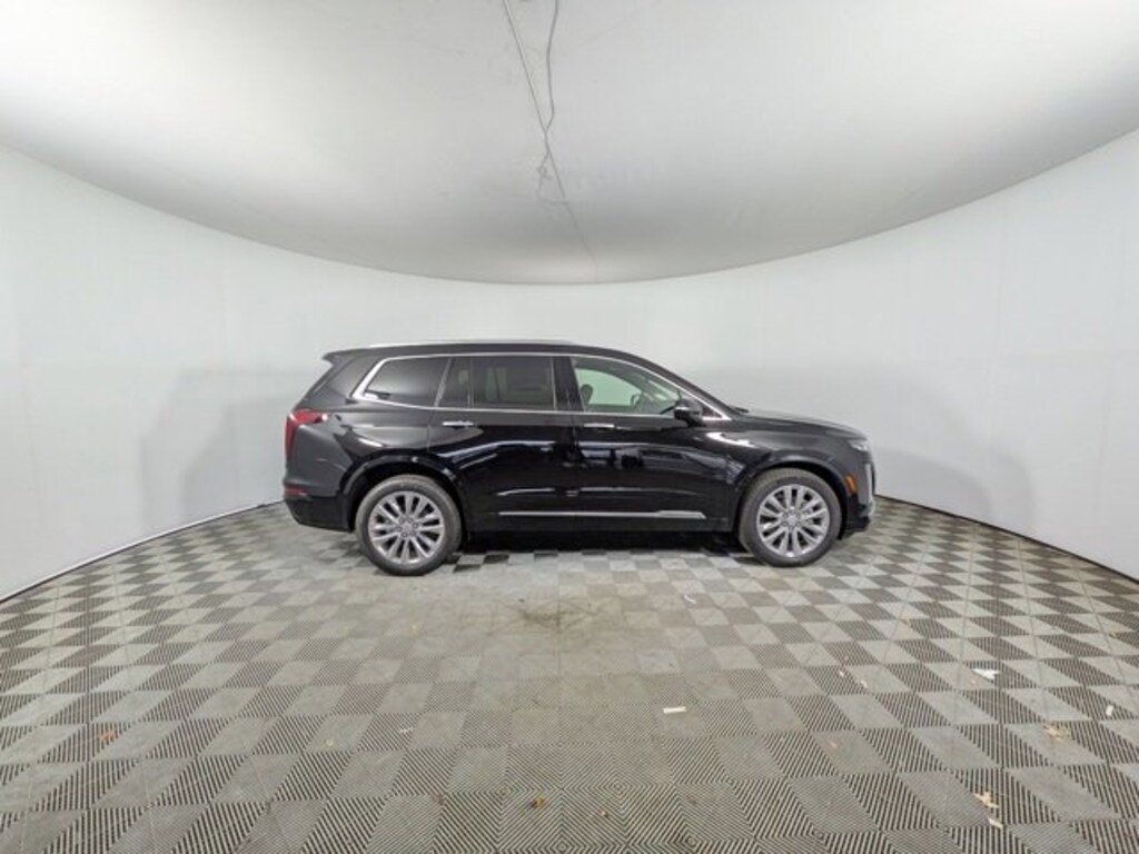 New 2025 CADILLAC XT6 Premium Luxury SUV