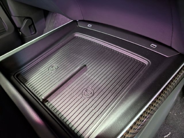 2027 Cadillac VISTIQ Luxury - Photo 11