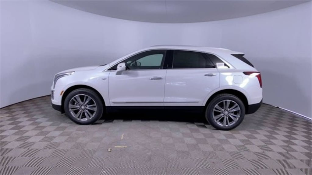 New 2025 CADILLAC XT5 Premium Luxury SUV