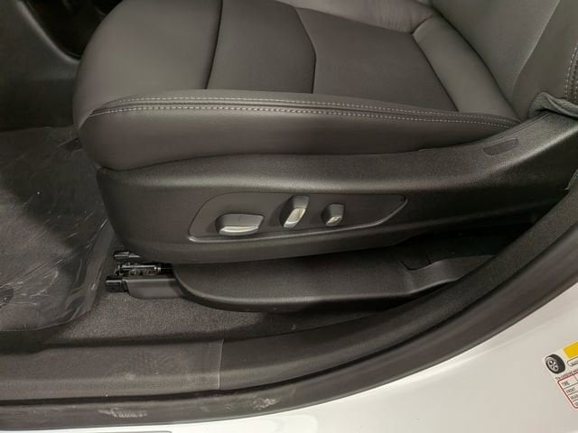 2025 Cadillac XT6 Premium Luxury - Photo 18