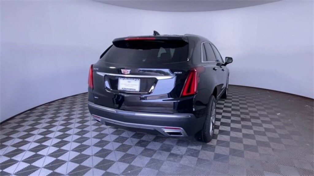 New 2025 CADILLAC XT5 Premium Luxury SUV