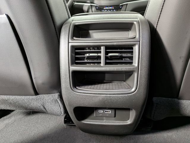 2025 Cadillac XT5 Premium Luxury - Photo 29