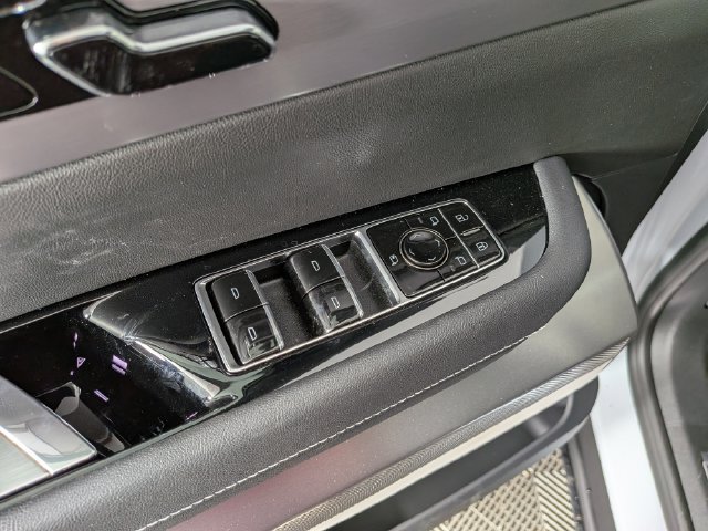 2027 Cadillac VISTIQ Luxury - Photo 15