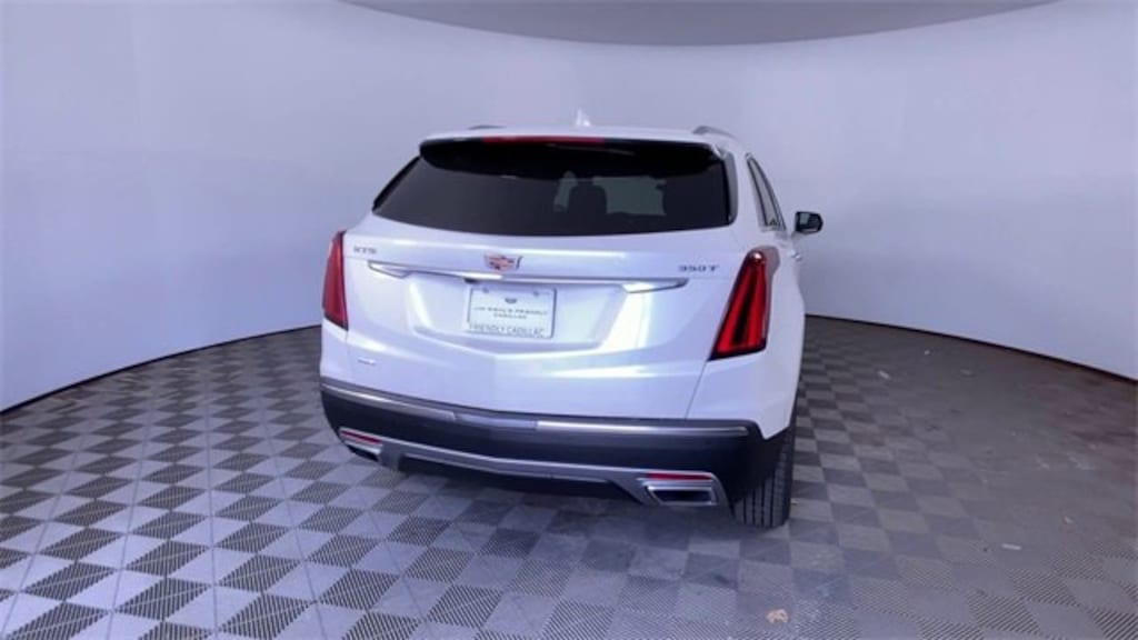 New 2025 CADILLAC XT5 Premium Luxury SUV