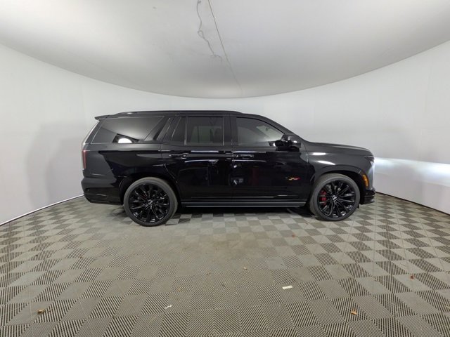 2025 Cadillac Escalade V-Series photo 2