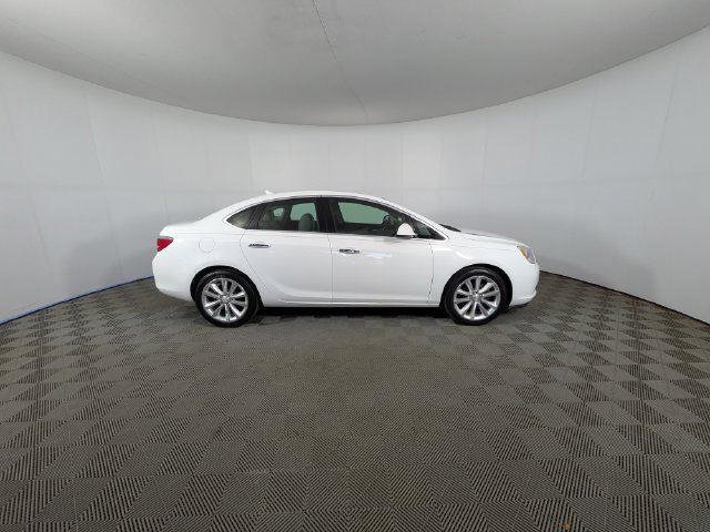 Used 2014 Buick Verano 1SG with VIN 1G4PR5SK5E4103068 for sale in Clinton Township, MI