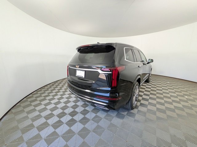 2025 Cadillac XT6 Premium Luxury photo 3
