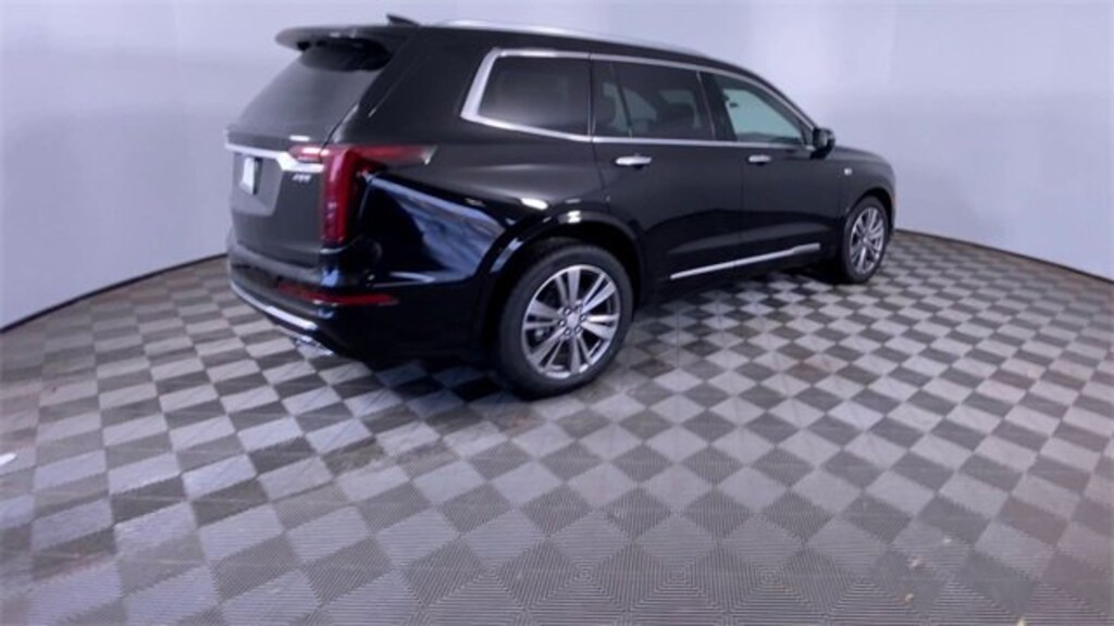 New 2025 CADILLAC XT6 Premium Luxury SUV