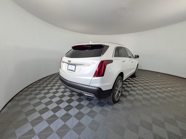 2025 Cadillac XT5 Premium Luxury photo 3