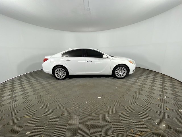 Used 2012 Buick Regal Premium 1 with VIN 2G4GS5EK1C9152763 for sale in Clinton Township, MI