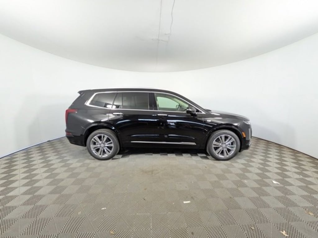 New 2025 CADILLAC XT6 Premium Luxury SUV