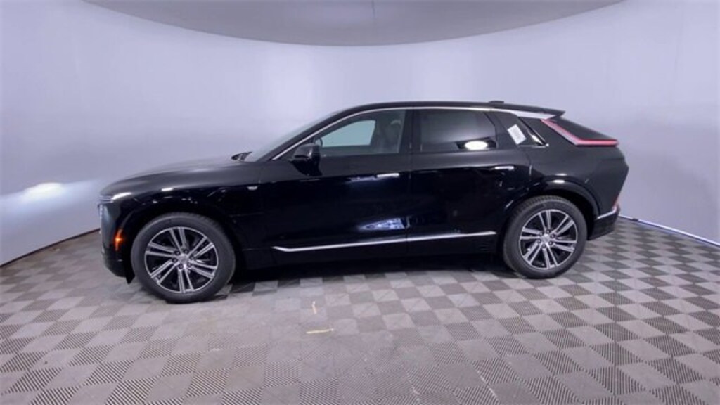 Used 2025 CADILLAC Lyriq Luxury 1 SUV