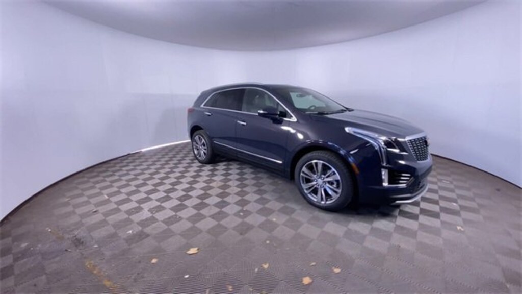New 2025 CADILLAC XT5 Premium Luxury SUV