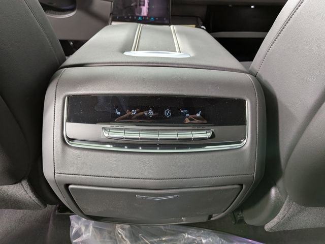 2026 Cadillac Escalade Luxury - Photo 30