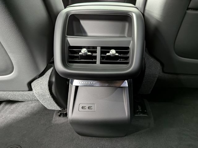 2026 Cadillac LYRIQ Luxury - Photo 27
