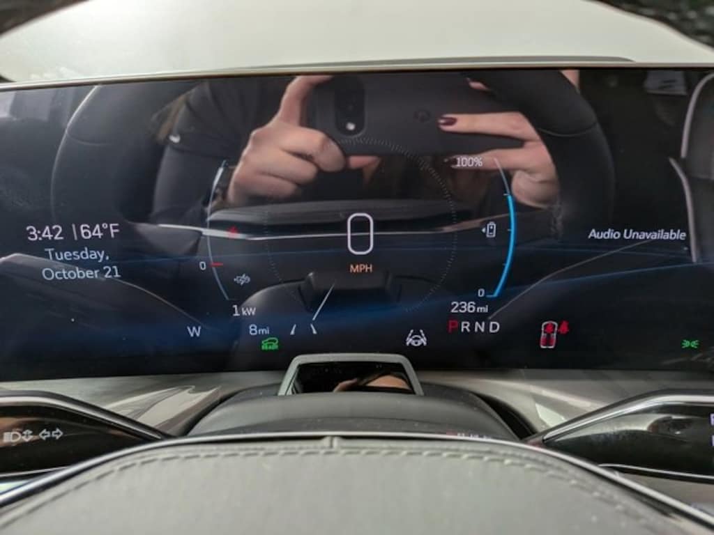 New 2026 CADILLAC VISTIQ Platinum SUV