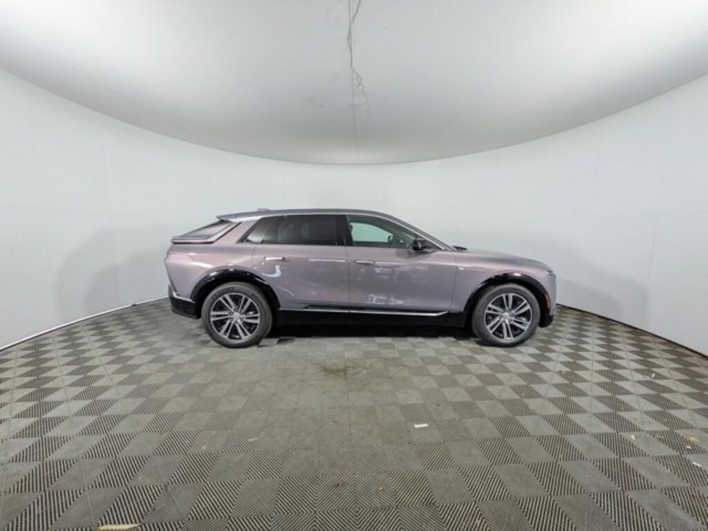 New 2026 CADILLAC LYRIQ Luxury SUV
