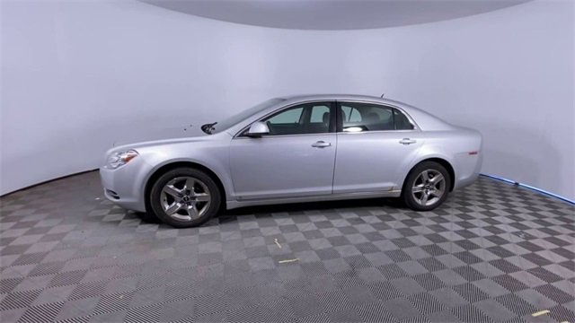 Used 2009 Chevrolet Malibu 1LT with VIN 1G1ZH57B294181590 for sale in Clinton Township, MI