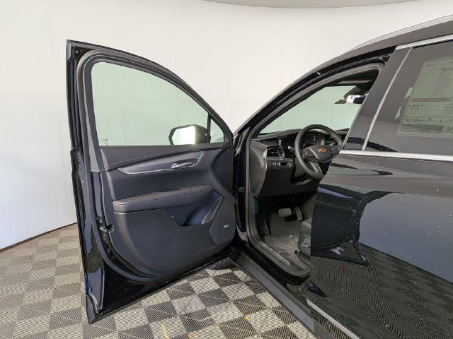 2026 Cadillac XT5 Luxury - Photo 11