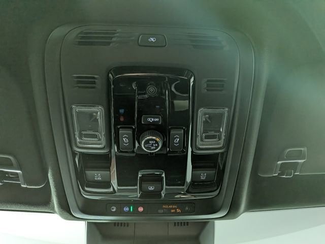 2026 Cadillac Escalade Luxury - Photo 27