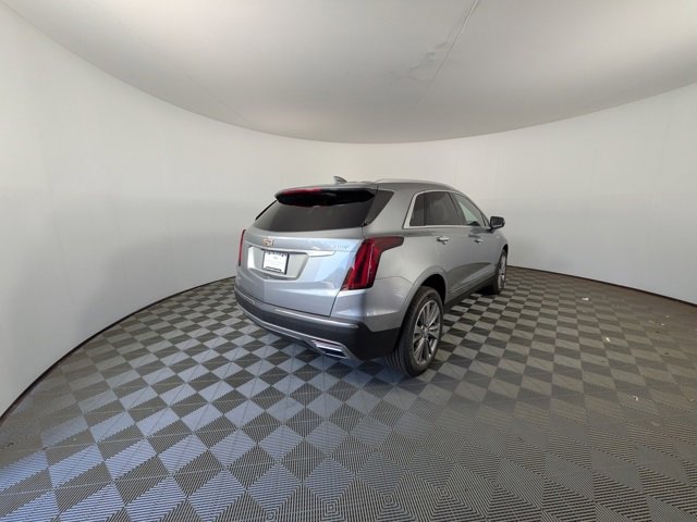 2024 Cadillac XT6 Premium Luxury photo 2