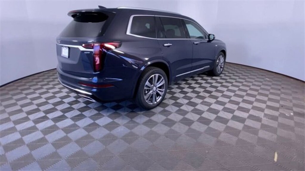 New 2025 CADILLAC XT6 Premium Luxury SUV