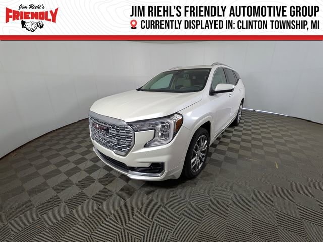 2023 GMC Terrain Denali AWD's photo