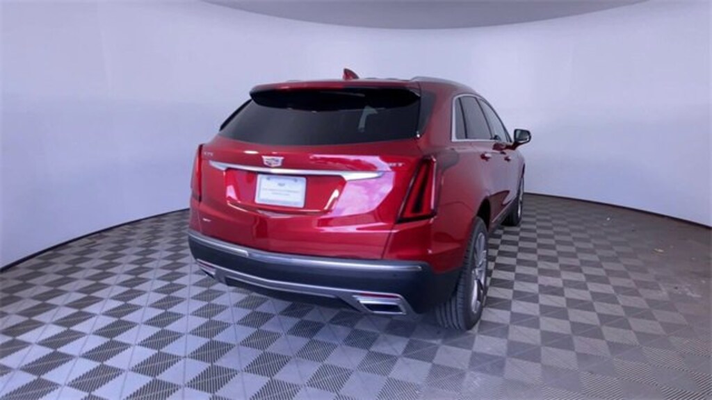 New 2025 CADILLAC XT5 Premium Luxury SUV