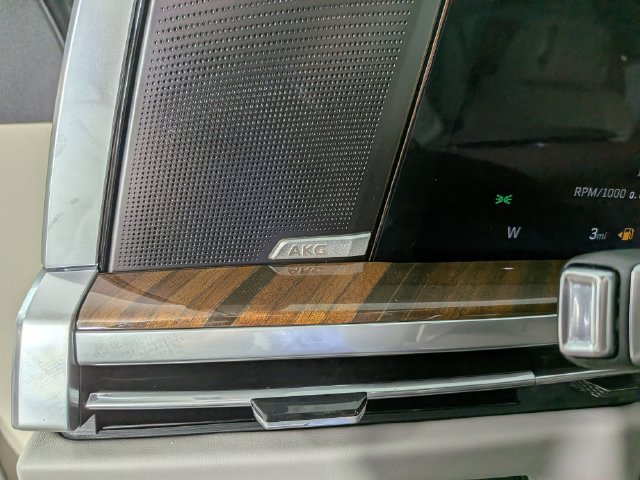 2026 Cadillac Escalade Platinum Sport - Photo 12