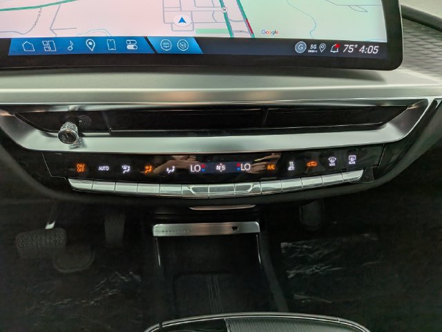 2026 Cadillac LYRIQ Luxury - Photo 22