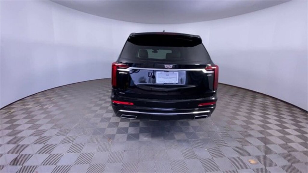 New 2025 CADILLAC XT6 Premium Luxury SUV