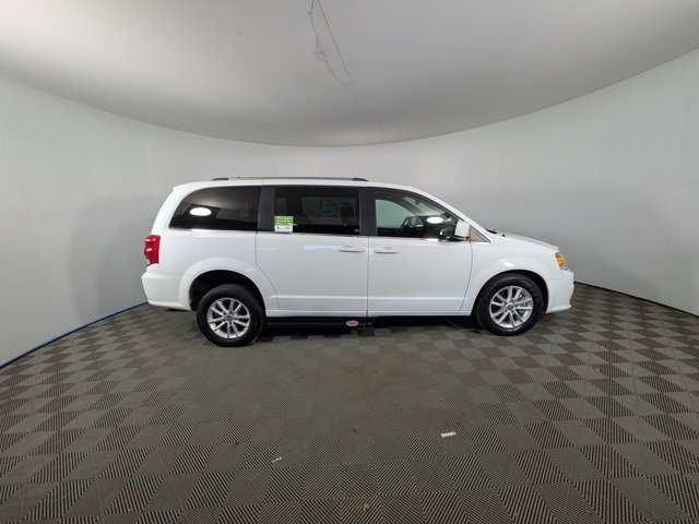2019 Dodge Grand Caravan SXT photo 2