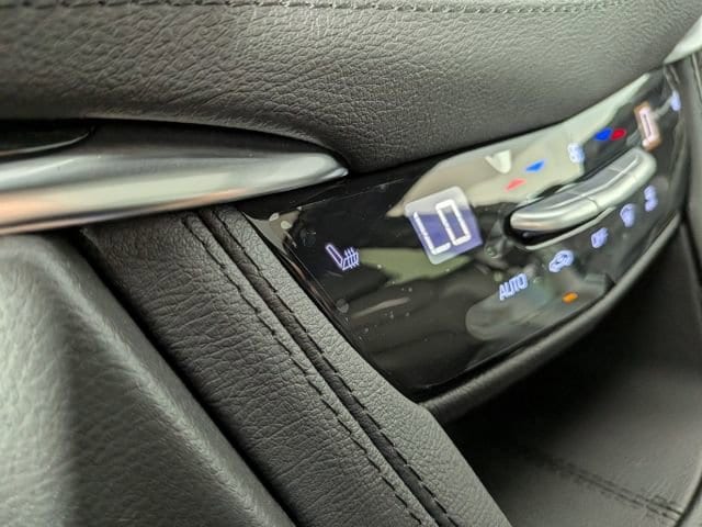 2025 Cadillac XT5 Premium Luxury - Photo 9