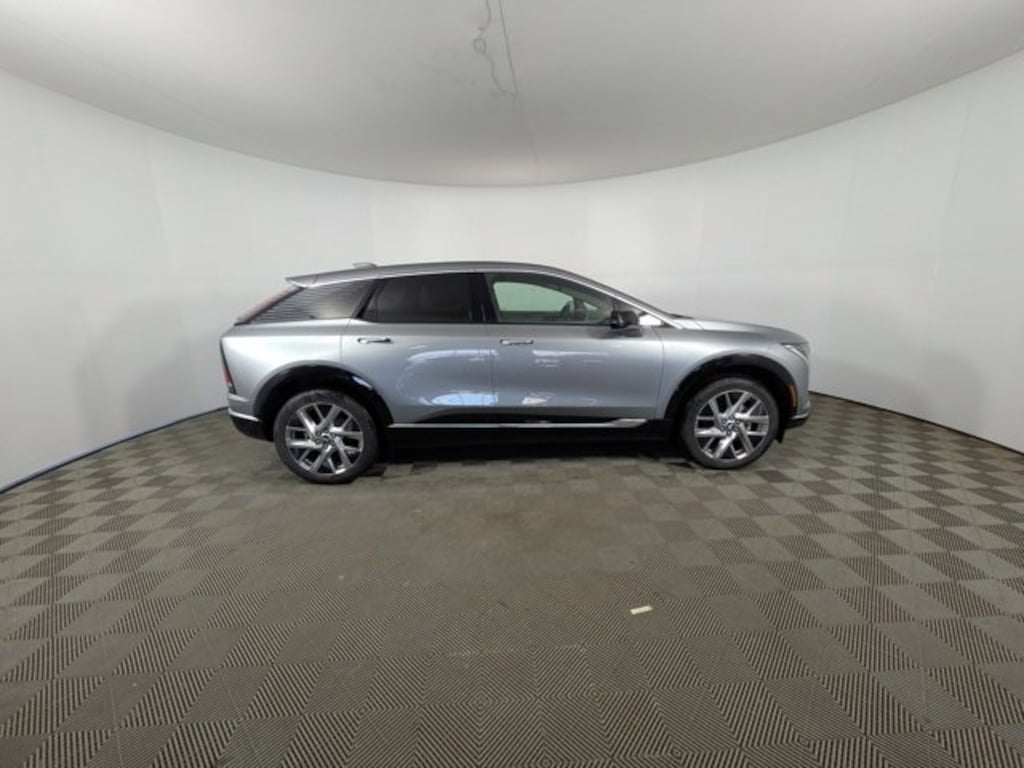 New 2026 CADILLAC OPTIQ Luxury SUV