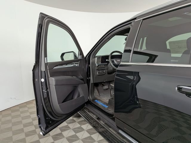 2026 Cadillac Escalade Luxury - Photo 17