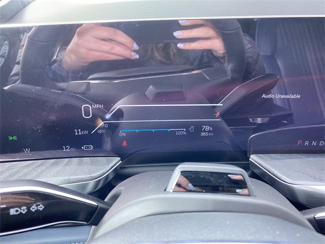 2025 Cadillac Escalade IQ Luxury photo 2
