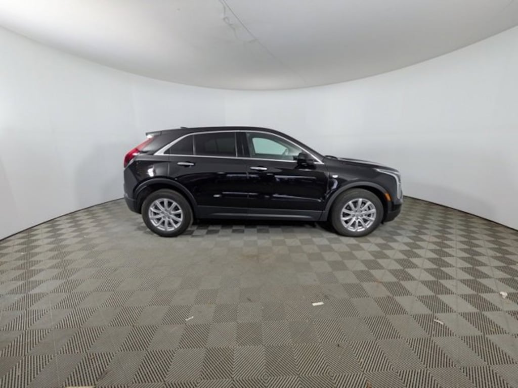 Used 2023 CADILLAC XT4 Luxury SUV