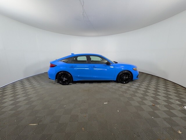 2022 Honda Civic Hatchback Sport photo 2