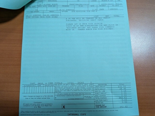 2024 Nissan Rogue SV photo 3