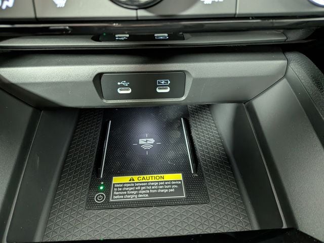 2026 Honda Accord Hybrid EX-L - Photo 9
