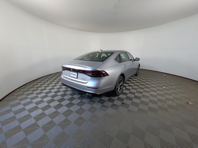 2025 Honda Accord Hybrid EX-L photo 3