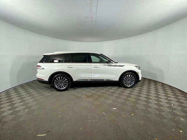 2020 Lincoln Aviator Reserve photo 3