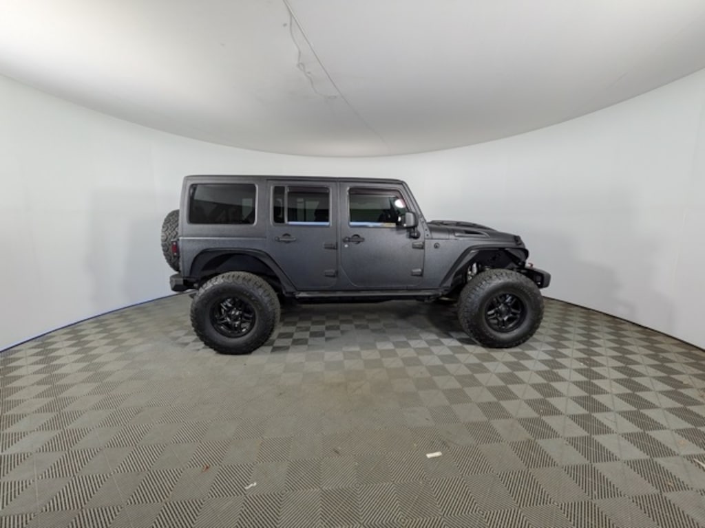 Used 2015 Jeep Wrangler Unlimited Sport 4x4 SUV