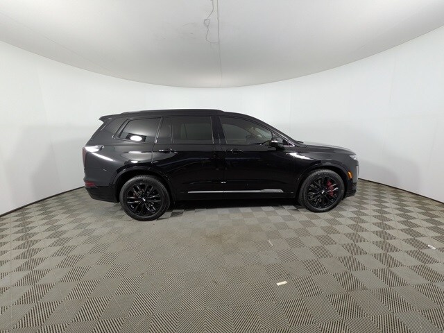 2024 Cadillac XT6 Sport photo 2