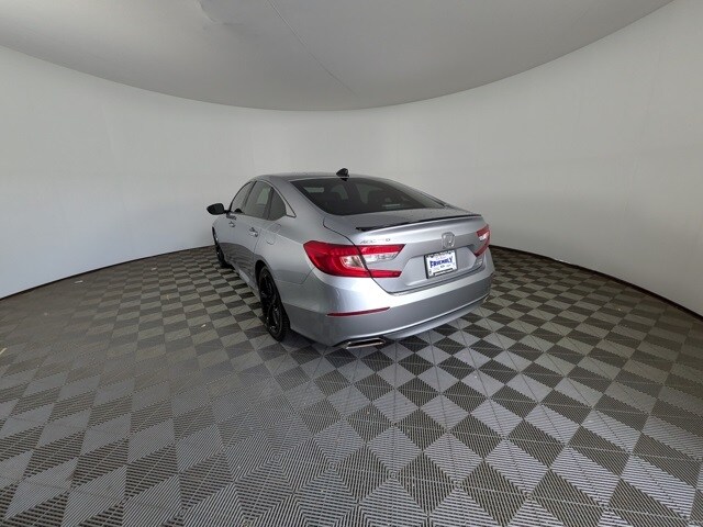 2022 Honda Accord Sport 2.0T photo 3