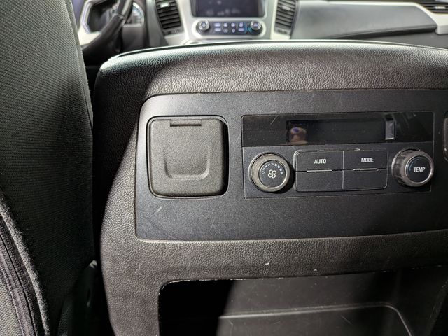 2019 GMC Yukon XL SLE - Photo 25