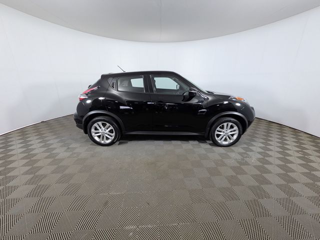 Used 2015 Nissan JUKE S with VIN JN8AF5MV6FT556122 for sale in Clinton Township, MI